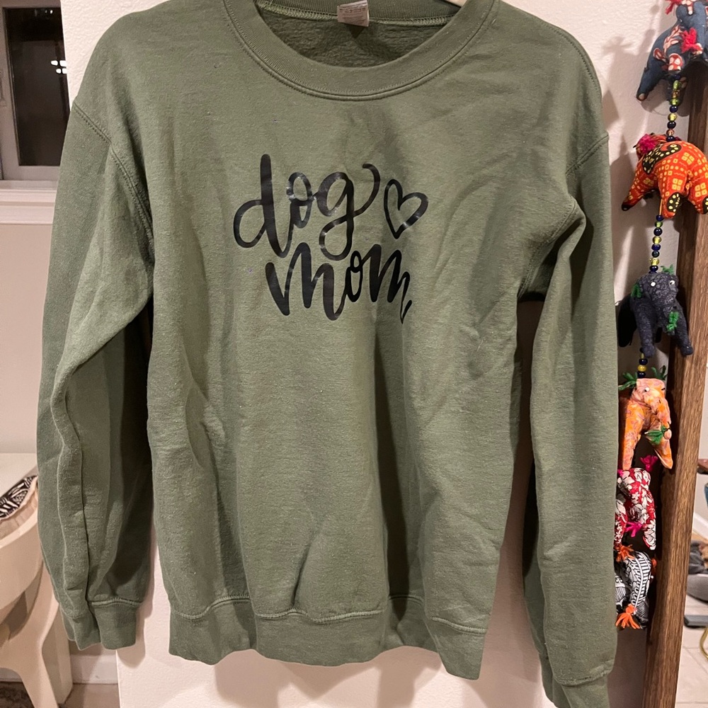 green dog mom sweatshirt